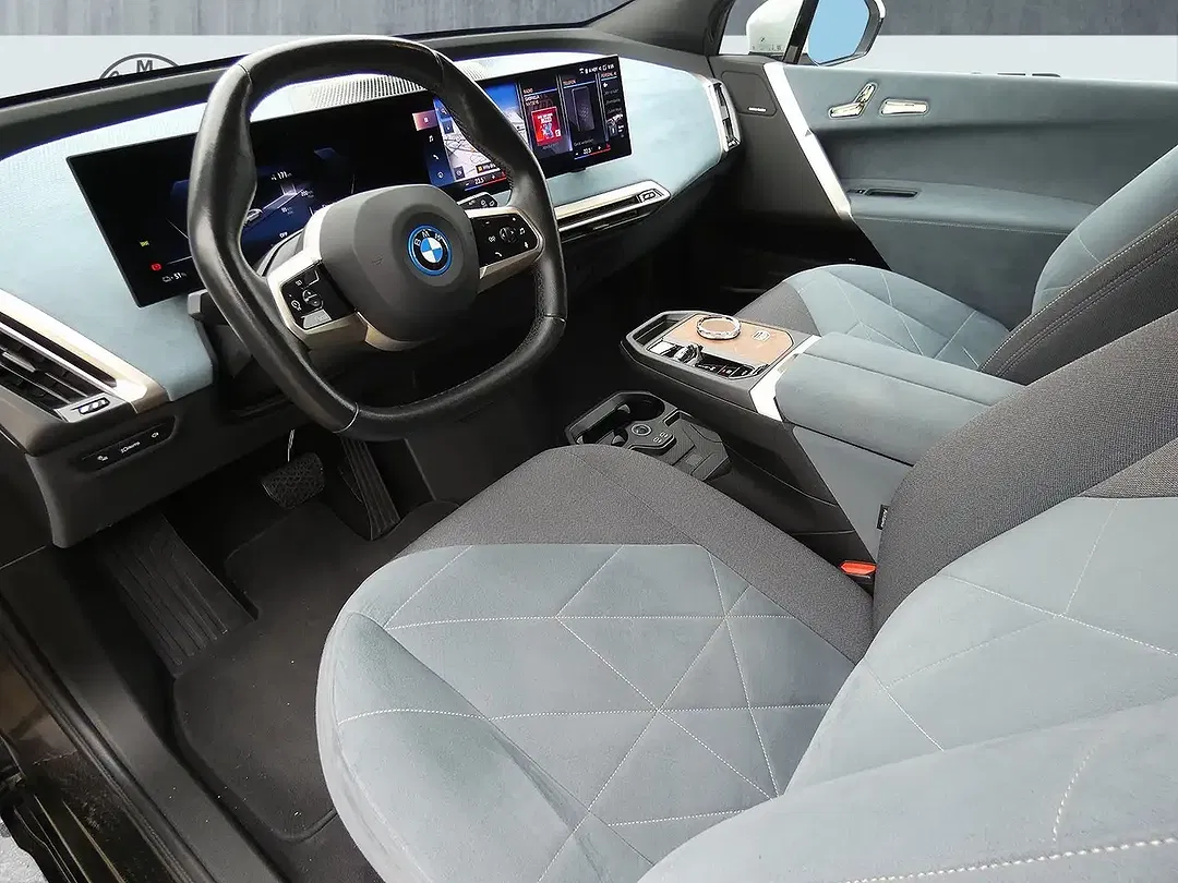 BMW iX xDrive - Thumbnail 6