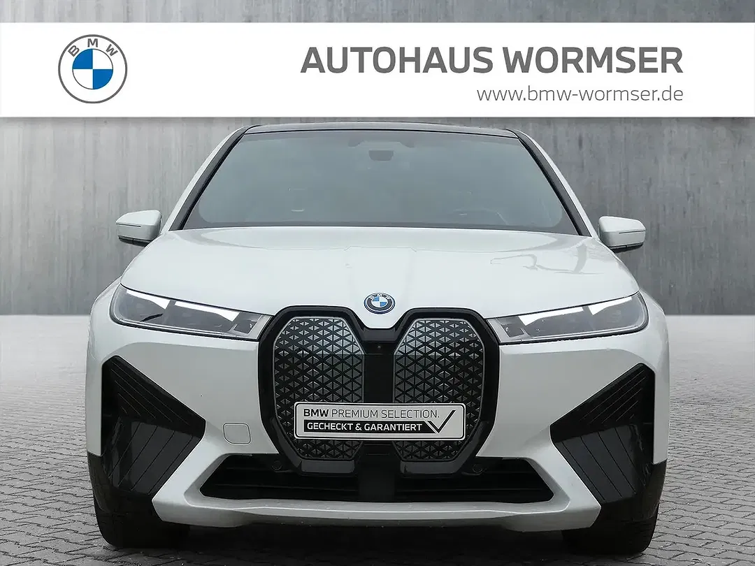 BMW iX xDrive - foto 2