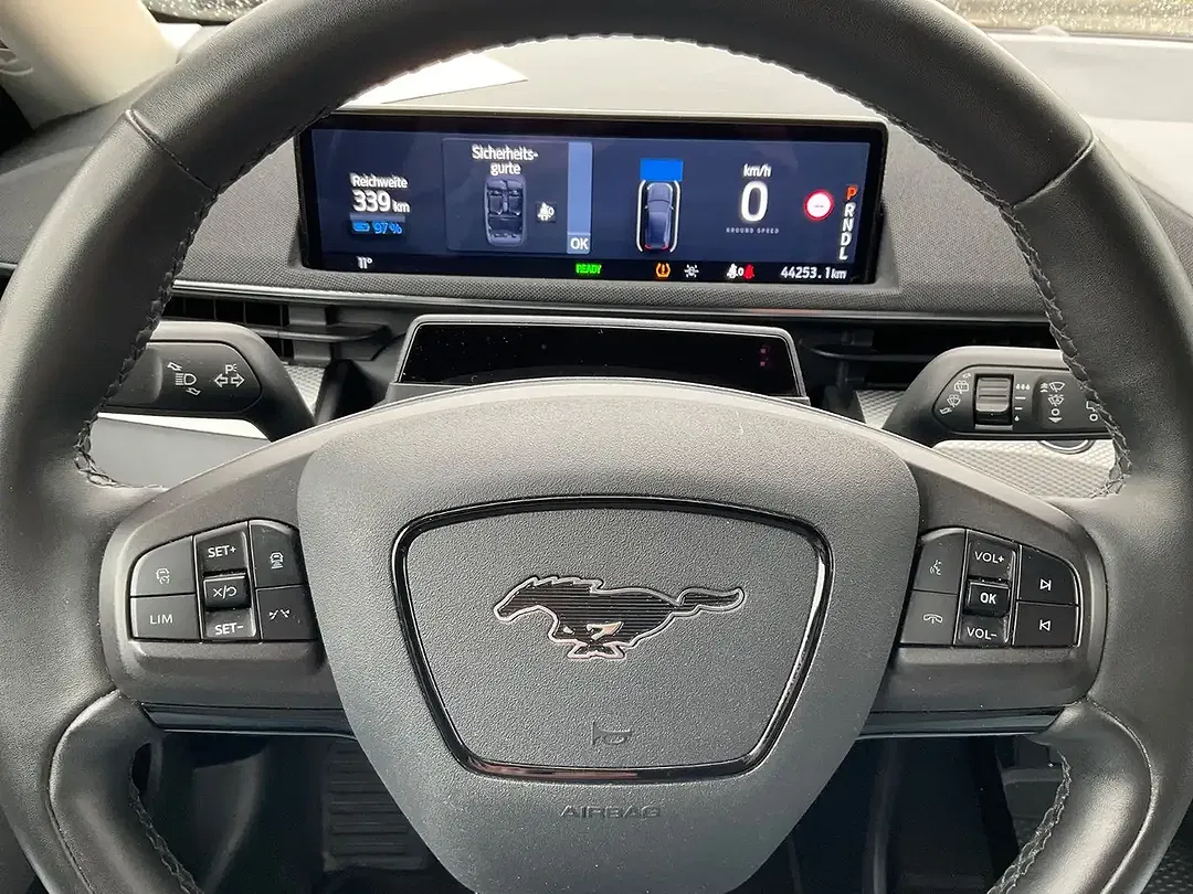 Ford Mustang Mach-E Standard Range - Thumbnail 13