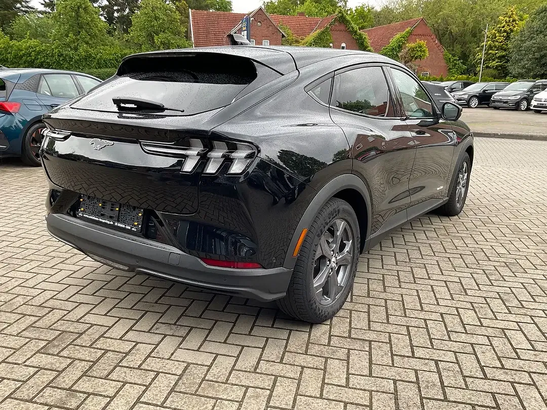 Ford Mustang Mach-E Standard Range - Thumbnail 5
