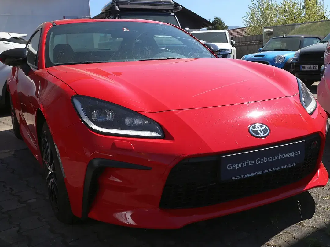 Toyota GR86 - Thumbnail 5