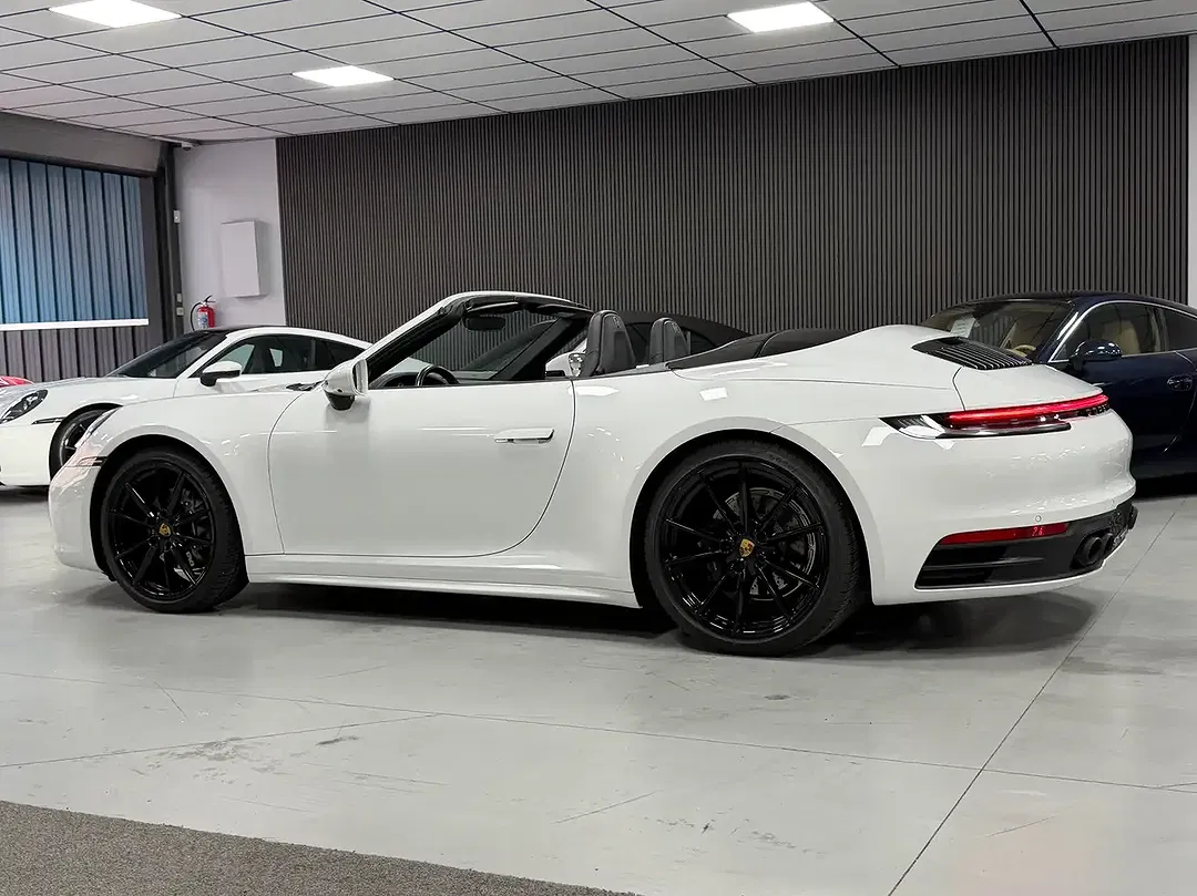 Porsche 911 3.0 Sport Chrono Carrera 4 Cabriolet Turbo - Thumbnail 4