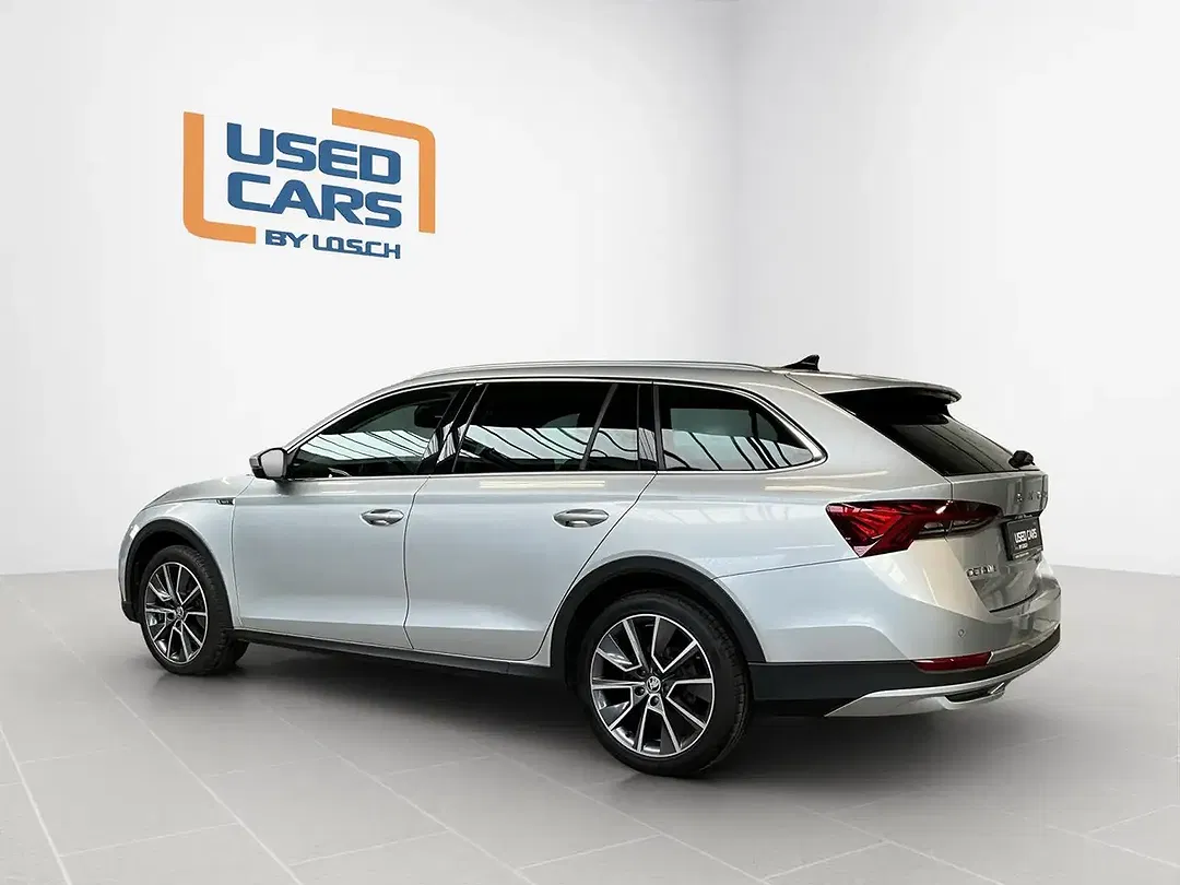 Skoda Octavia DSG 4x4 Scout - Thumbnail 5