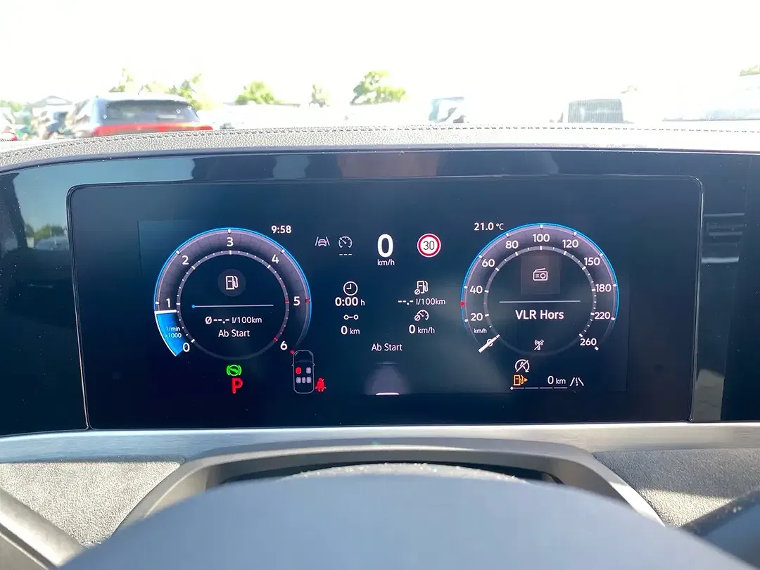 Volkswagen Passat Variant 2.0 TDI DSG 4Motion R-Line - Thumbnail 14