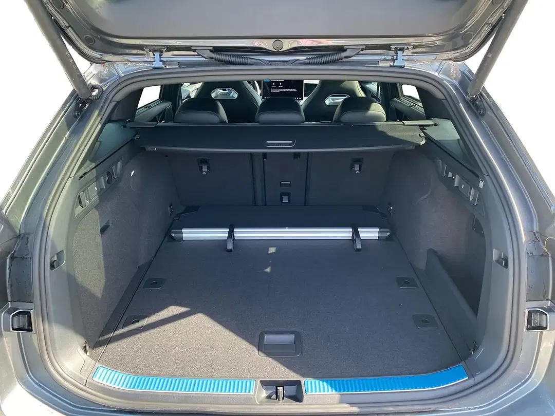 Volkswagen Passat Variant 2.0 TDI DSG 4Motion R-Line - Thumbnail 6