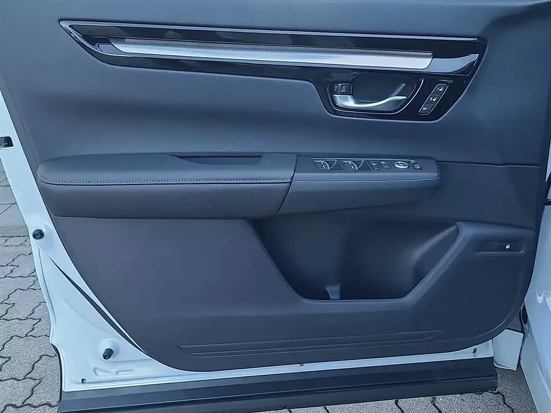 Honda CR-V PHEV - Thumbnail 11