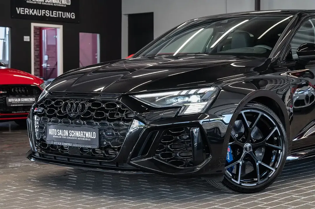 Audi RS3 2.5 TFSI - Thumbnail 3