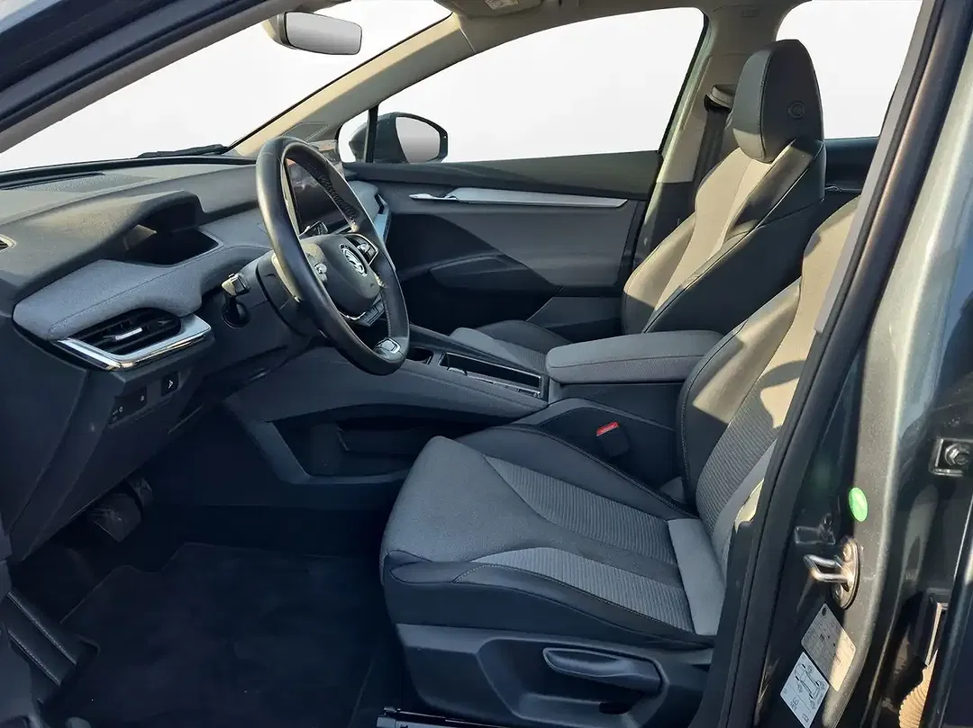 Skoda Enyaq 50 Loft - Thumbnail 8