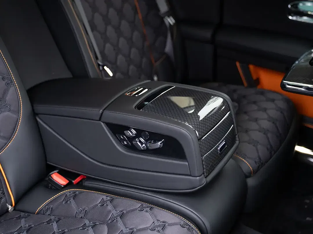 Rolls-Royce Ghost Black Badge - Thumbnail 10
