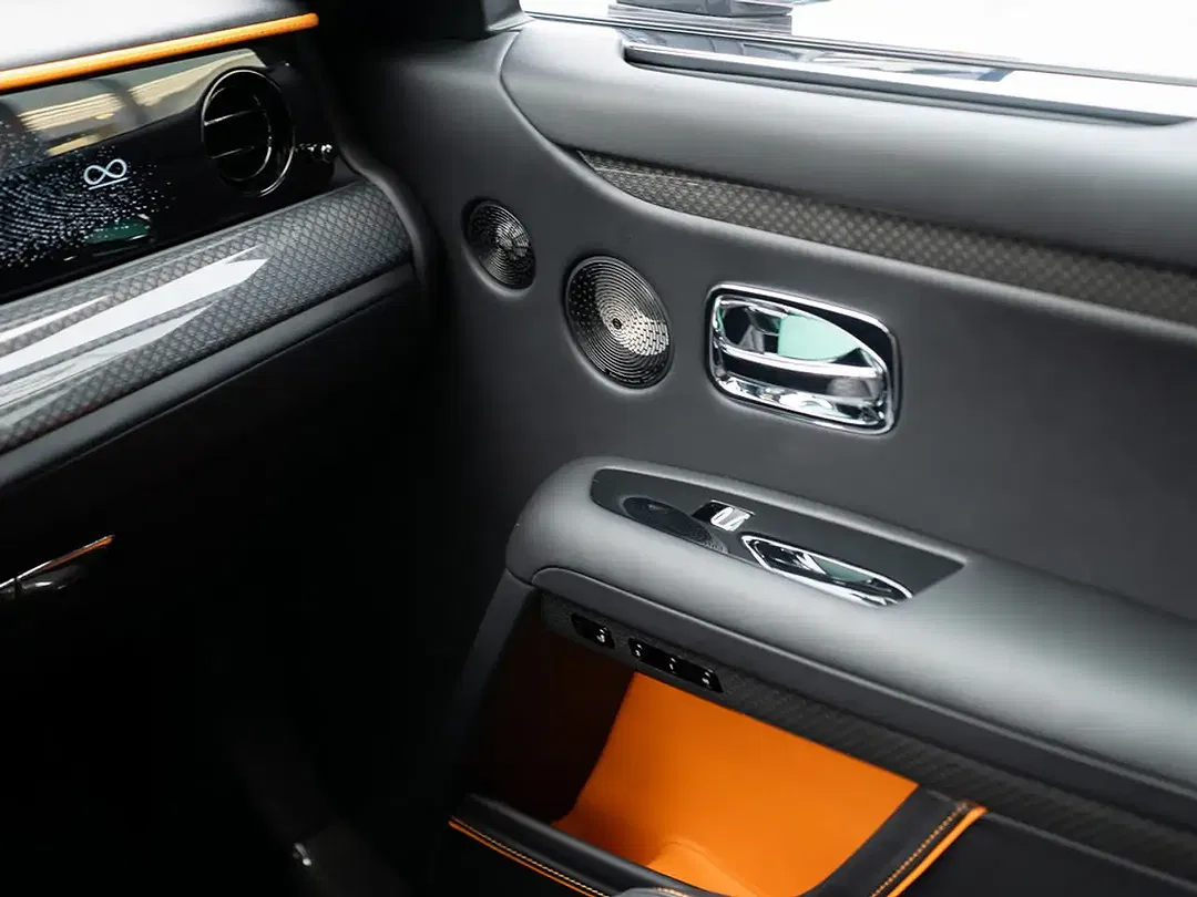 Rolls-Royce Ghost Black Badge - foto 15