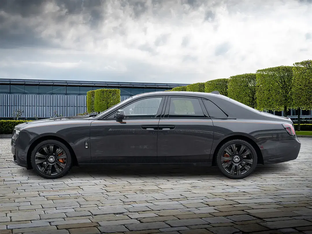 Rolls-Royce Ghost Black Badge - Thumbnail 3