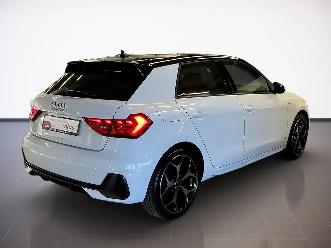 Audi A1 25 TFSI S tronic Sportback S line - Thumbnail 3