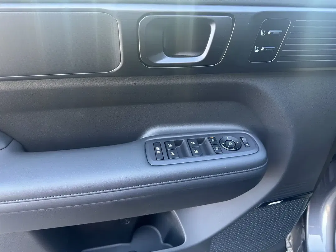 Hyundai SANTA FE 1.6 T-GDI PHEV Blackline - Thumbnail 10