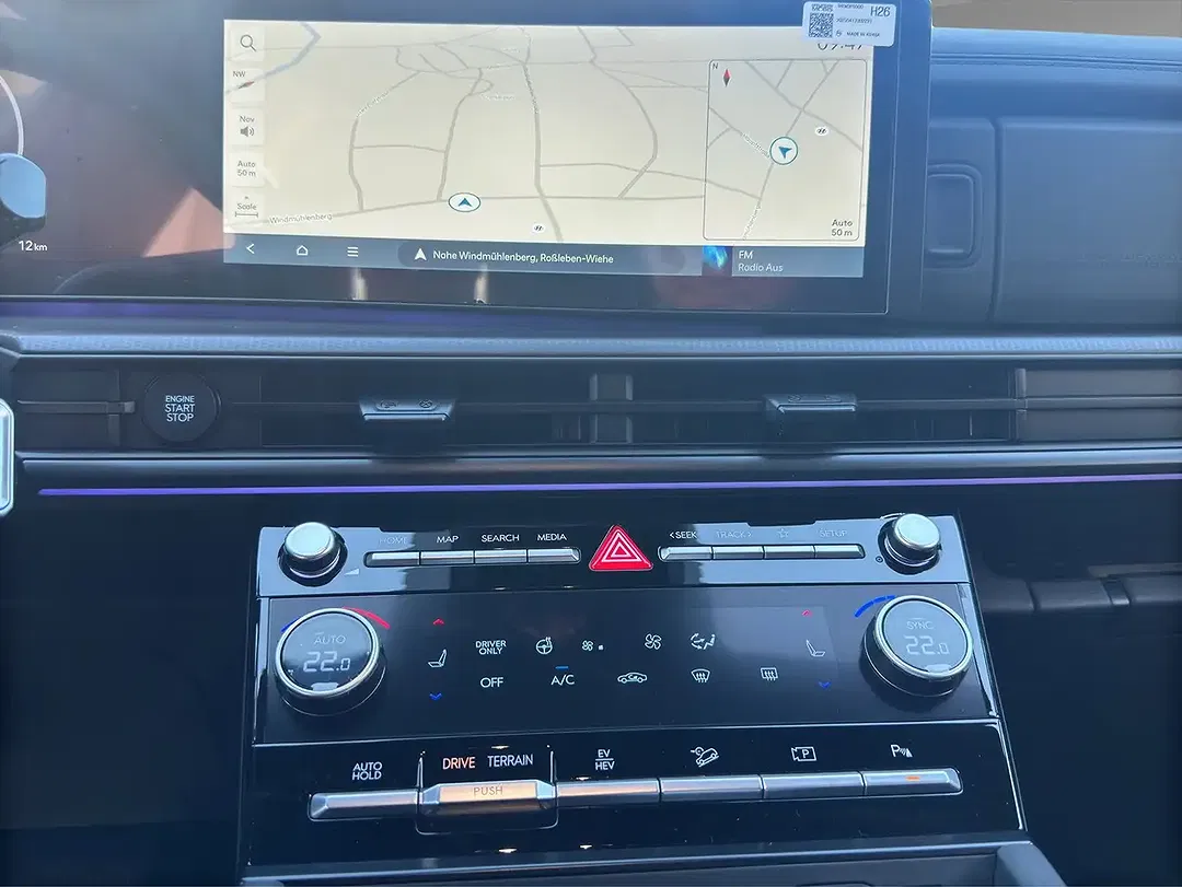 Hyundai SANTA FE 1.6 T-GDI PHEV Blackline - foto 14