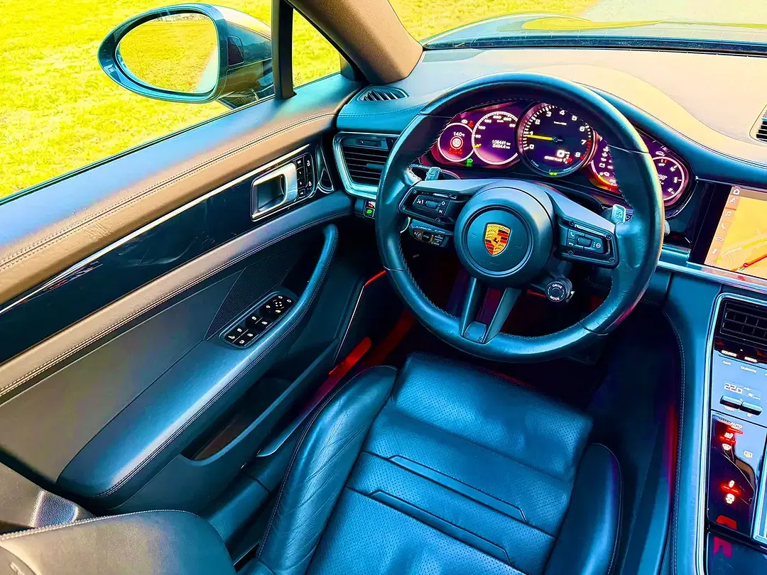 Porsche Panamera E-Hybrid 4 - Thumbnail 14