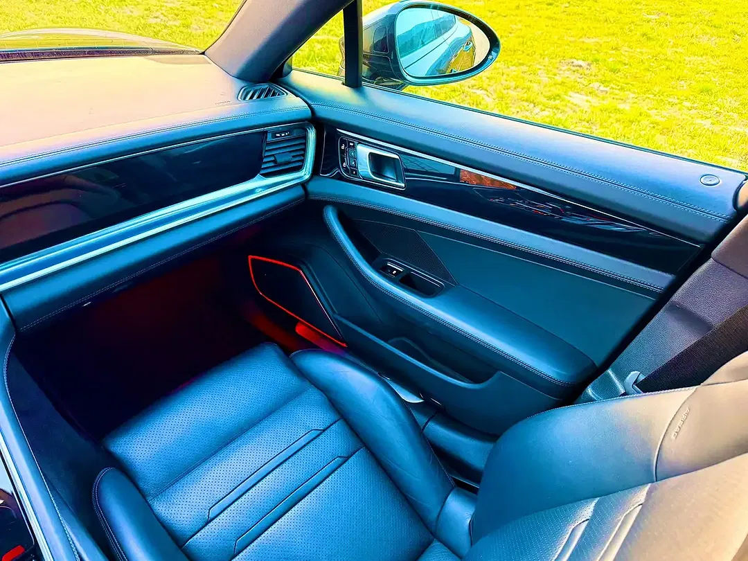 Porsche Panamera E-Hybrid 4 - foto 15