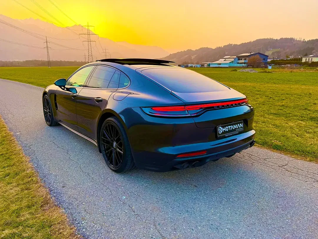 Porsche Panamera E-Hybrid 4 - Thumbnail 5