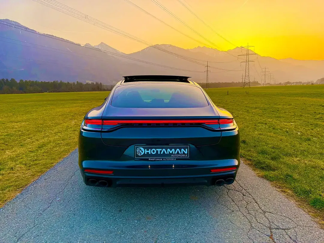 Porsche Panamera E-Hybrid 4 - Thumbnail 7