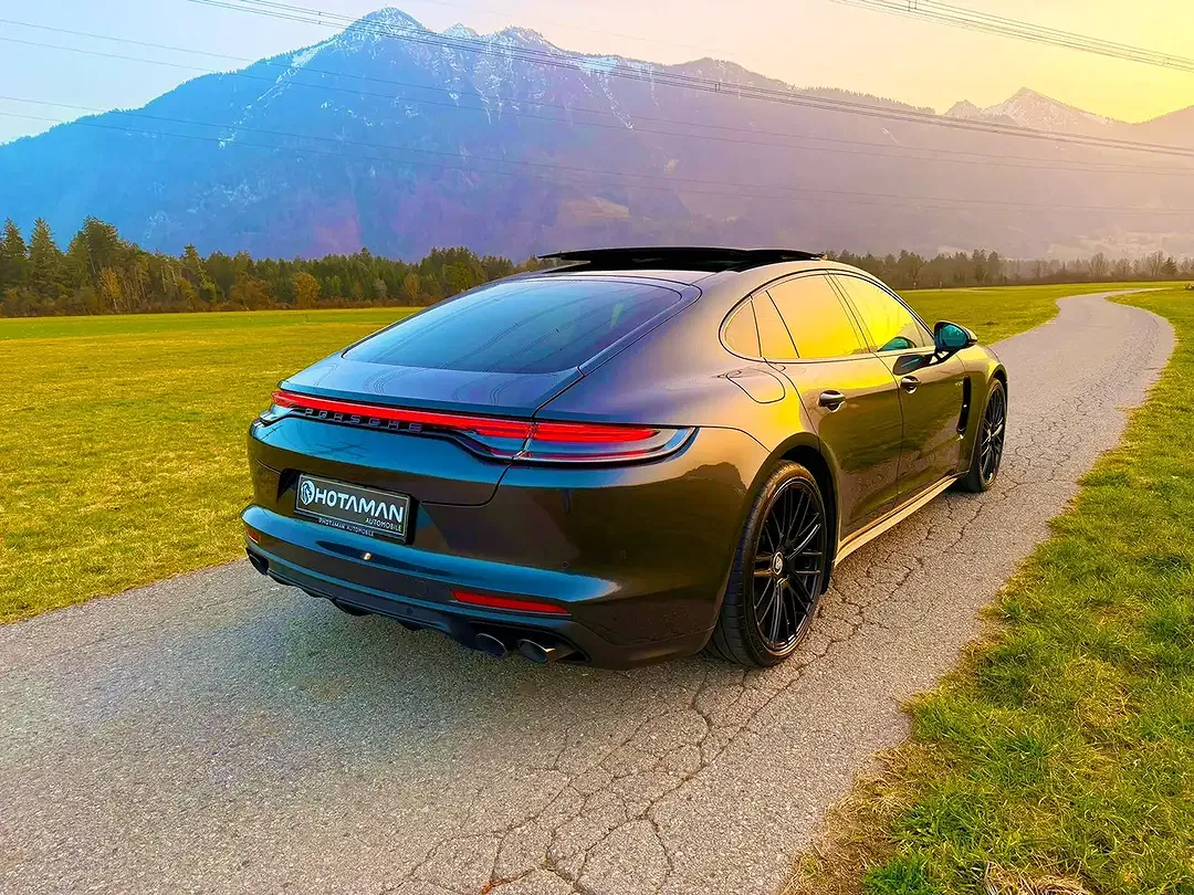 Porsche Panamera E-Hybrid 4 - Thumbnail 8