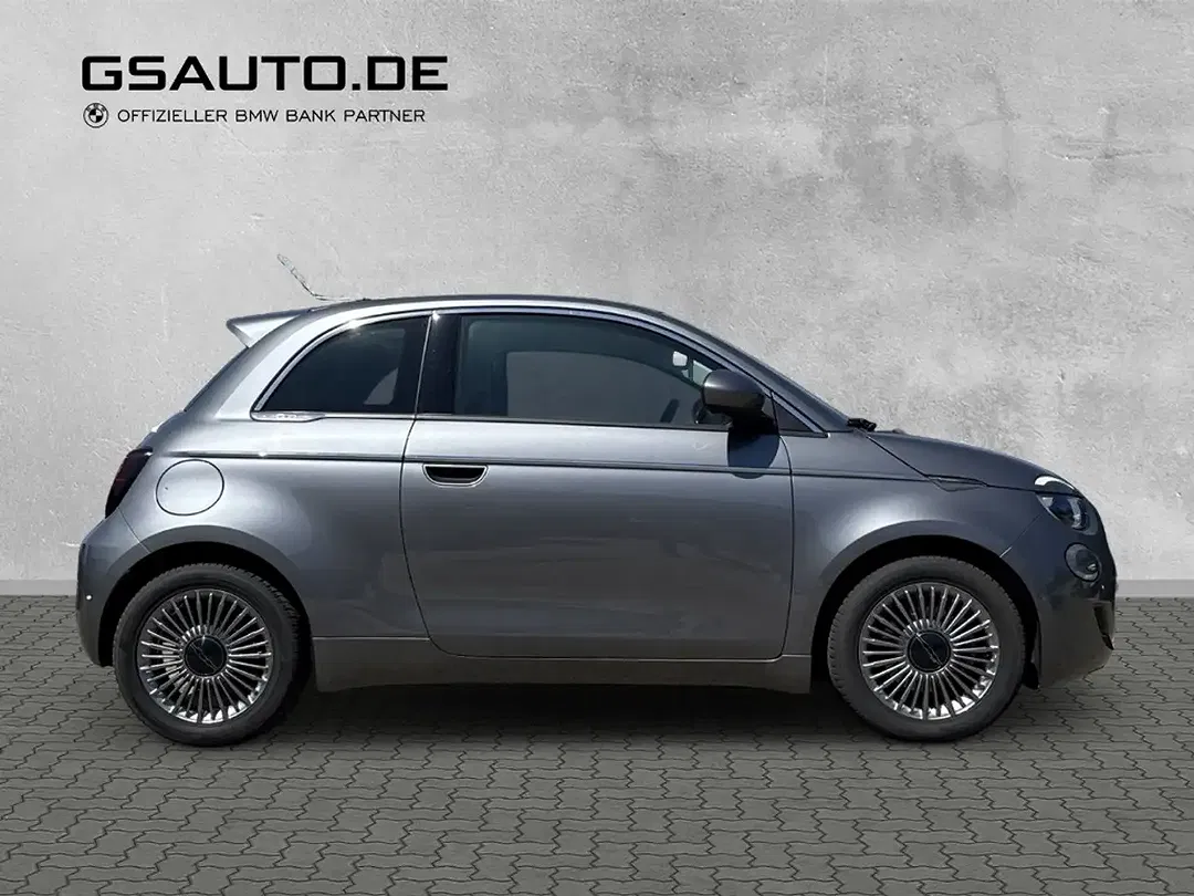 Fiat 500e - Thumbnail 4