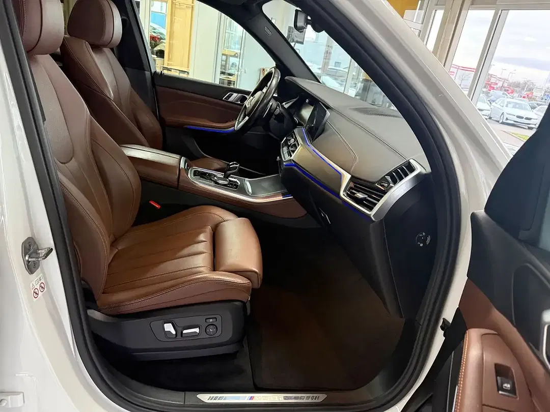 BMW X5 M - Thumbnail 4