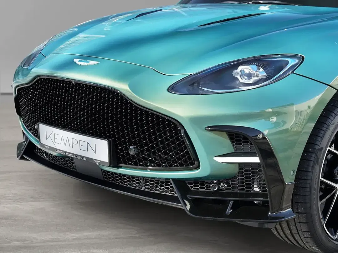Aston Martin DBX S - Thumbnail 10