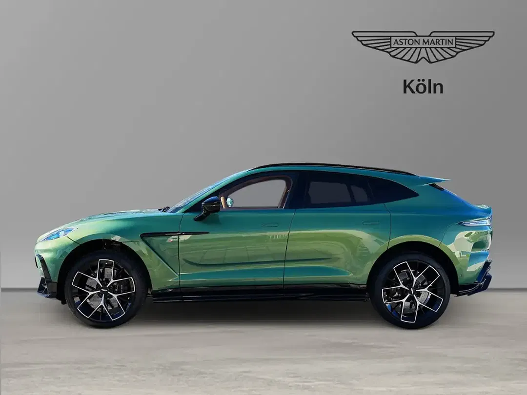 Aston Martin DBX S - Thumbnail 7
