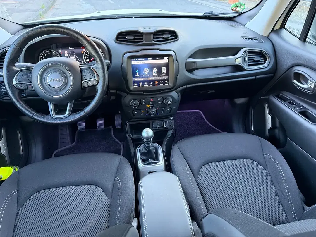 Jeep Renegade Limited - Thumbnail 11