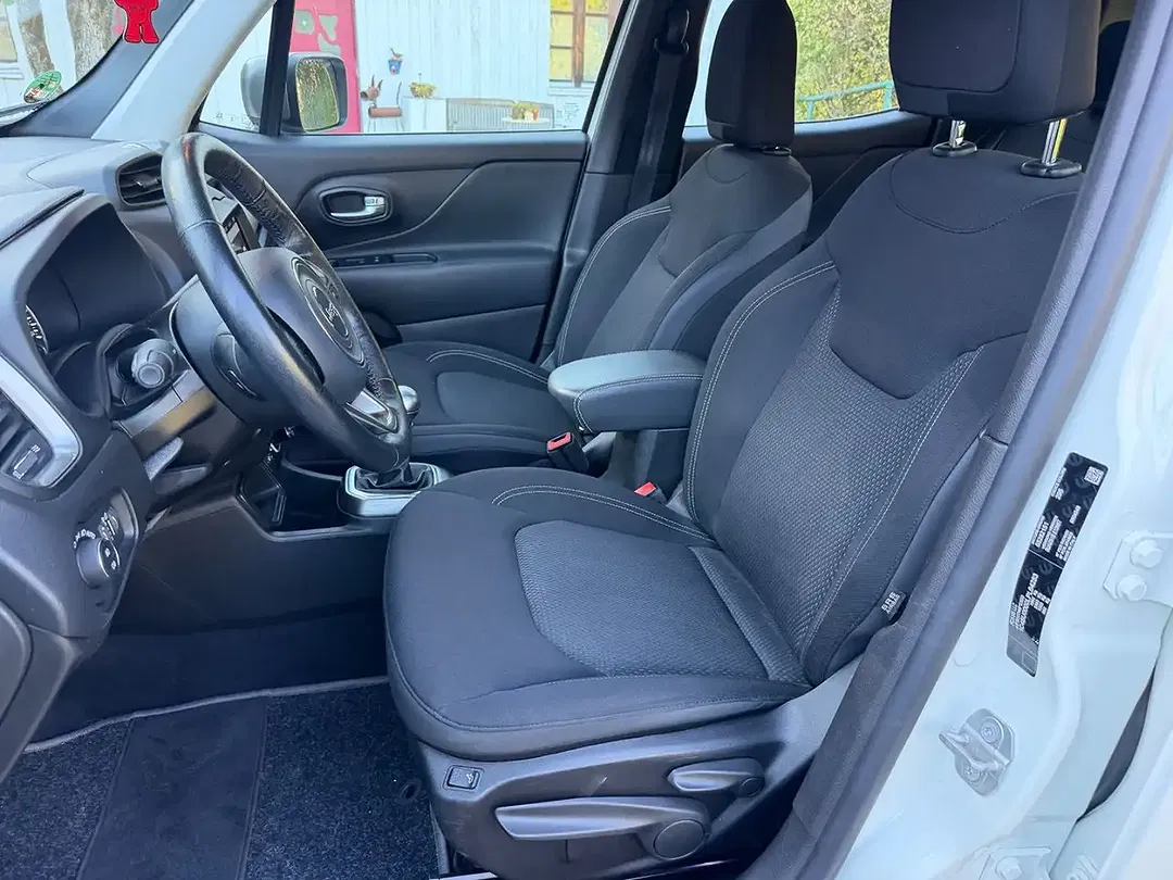 Jeep Renegade Limited - Thumbnail 12