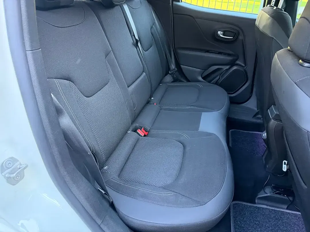 Jeep Renegade Limited - Thumbnail 14