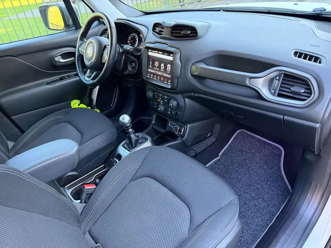 Jeep Renegade Limited - Thumbnail 16