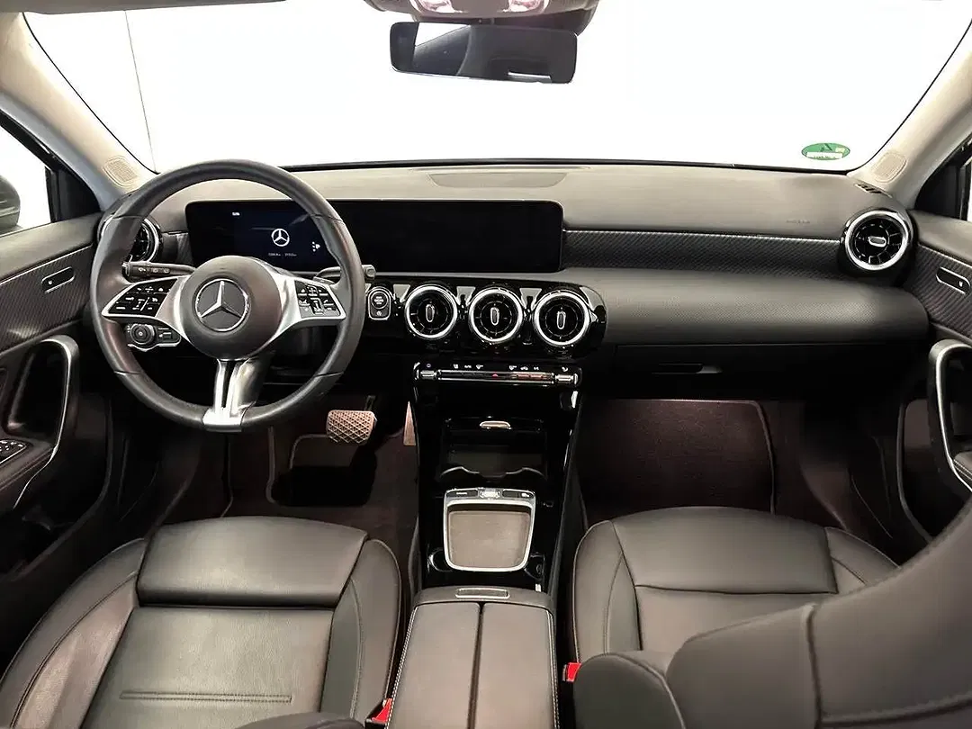 Mercedes-Benz 200 Progressive - Thumbnail 5