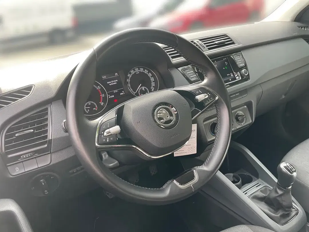 Skoda Fabia 1.0 Cool Plus - Thumbnail 8