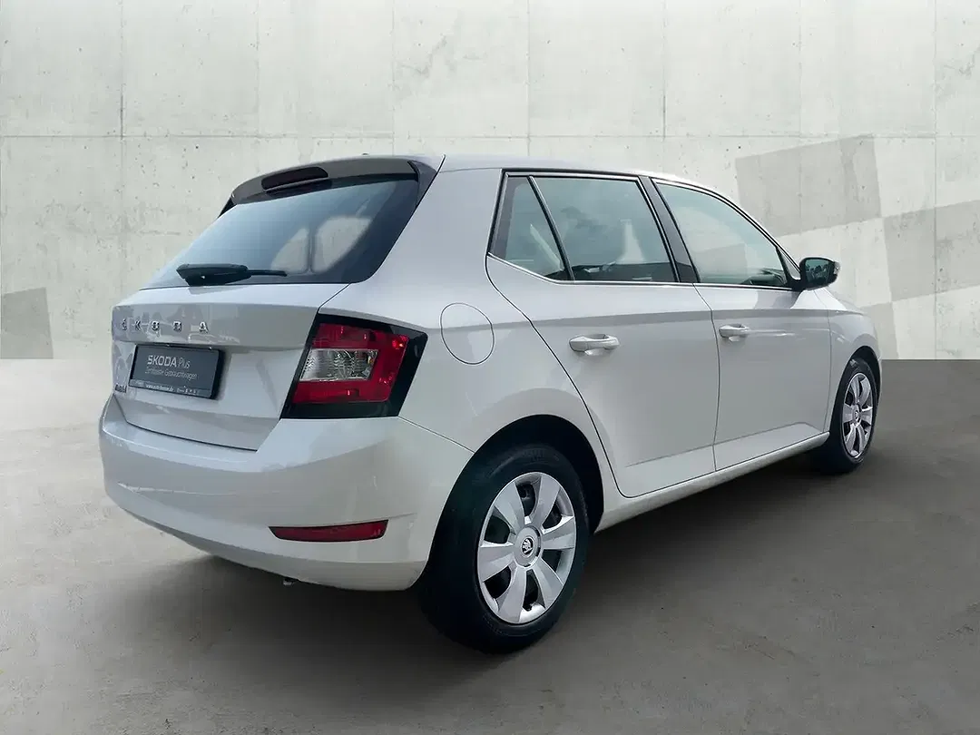 Skoda Fabia 1.0 Cool Plus - Thumbnail 3