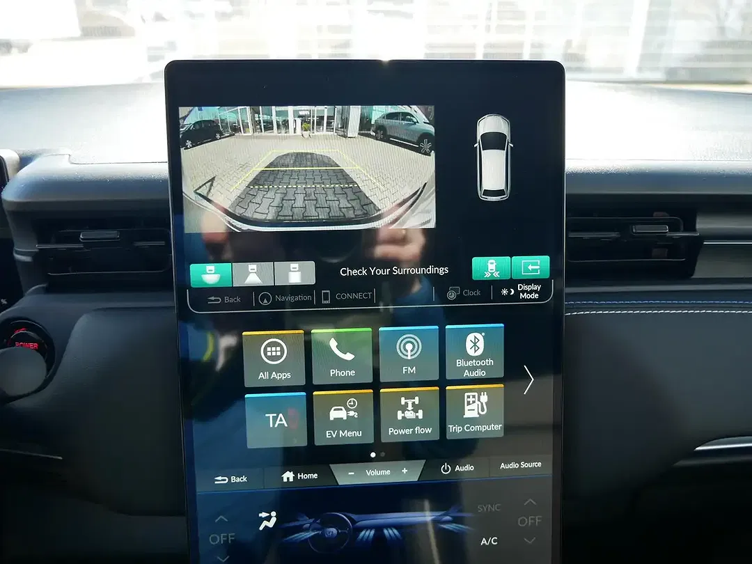 Honda e:Ny1 - Thumbnail 14