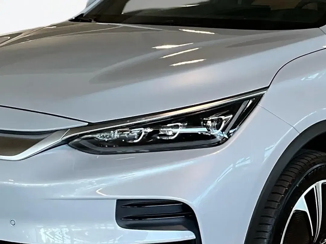 BYD Tang AUT - Thumbnail 4