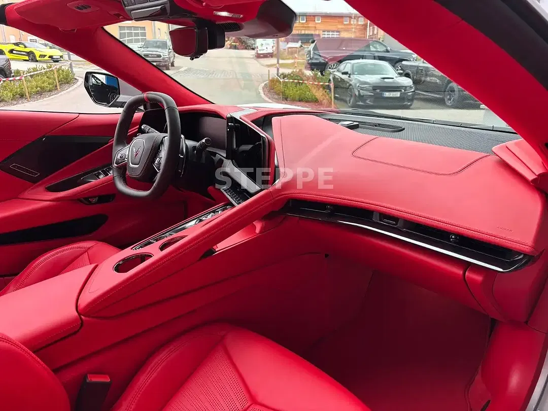 Corvette C8 Stingray Convertible 3LT - Thumbnail 12