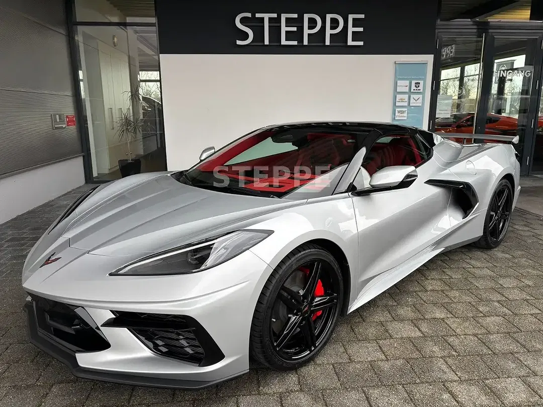 Corvette C8 Stingray Convertible 3LT - Thumbnail 6