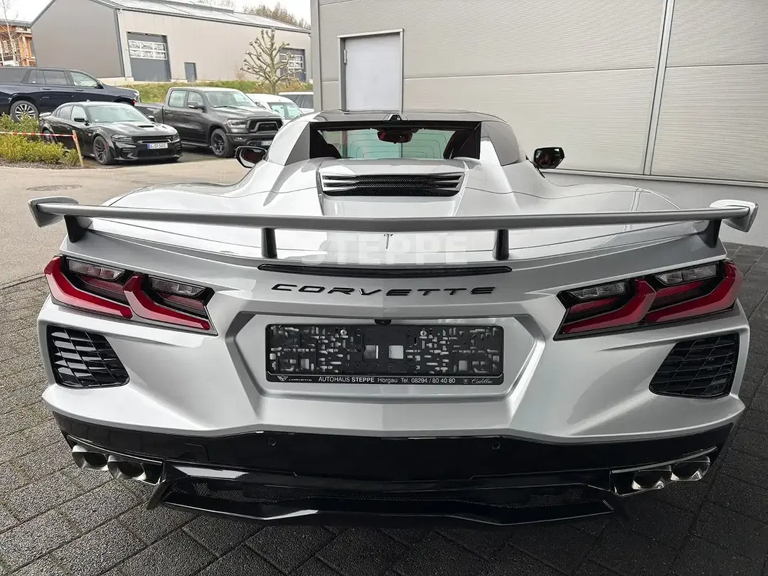 Corvette C8 Stingray Convertible 3LT - Thumbnail 9