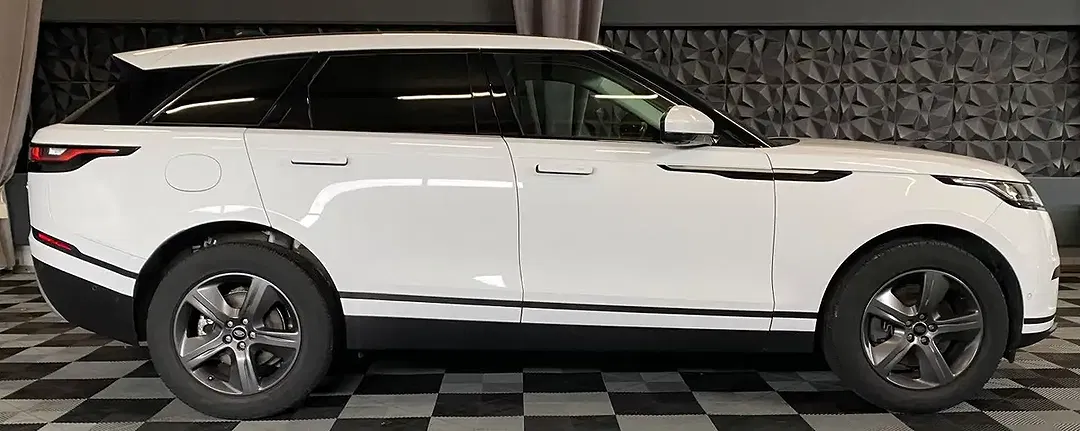 Land Rover Range Rover Velar - Thumbnail 10