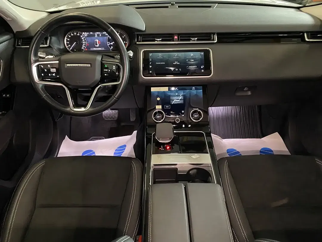 Land Rover Range Rover Velar - Thumbnail 15