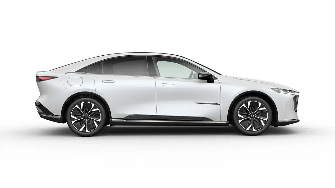 Mazda 6e EV Takumi - Thumbnail 4