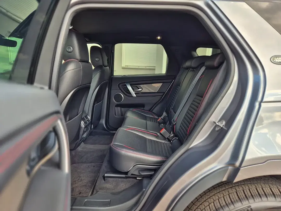 Land Rover Discovery 4x4 Sport R-Dynamic - Thumbnail 9