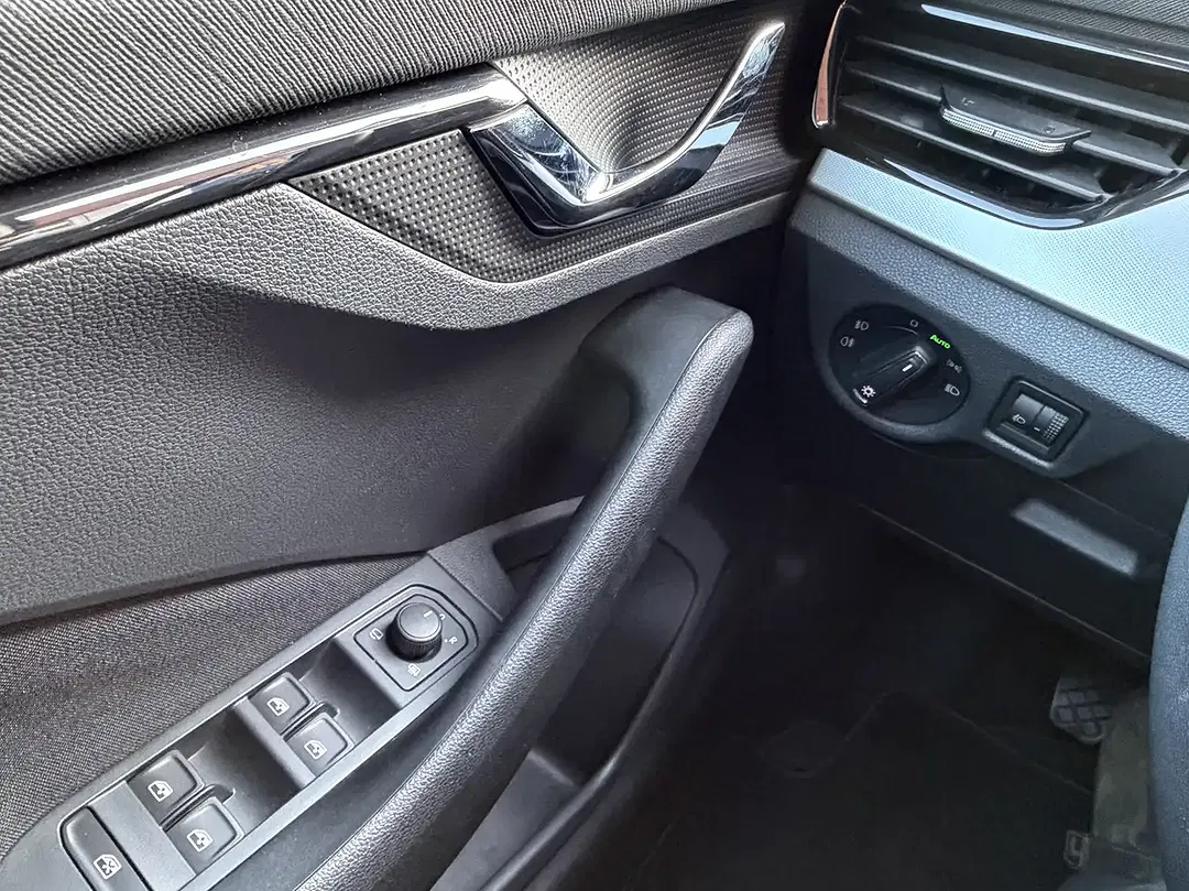 Skoda Scala 1.0 TSI Ambition - Thumbnail 8