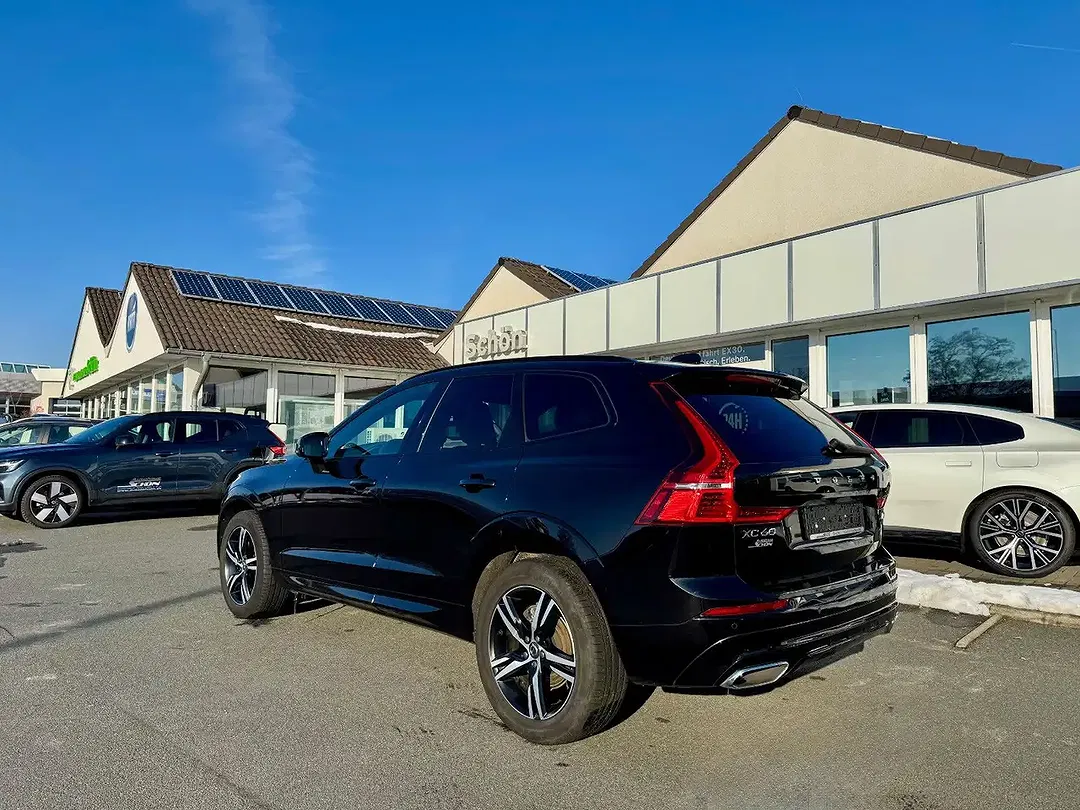 Volvo XC60 D4 R-Design - foto 2