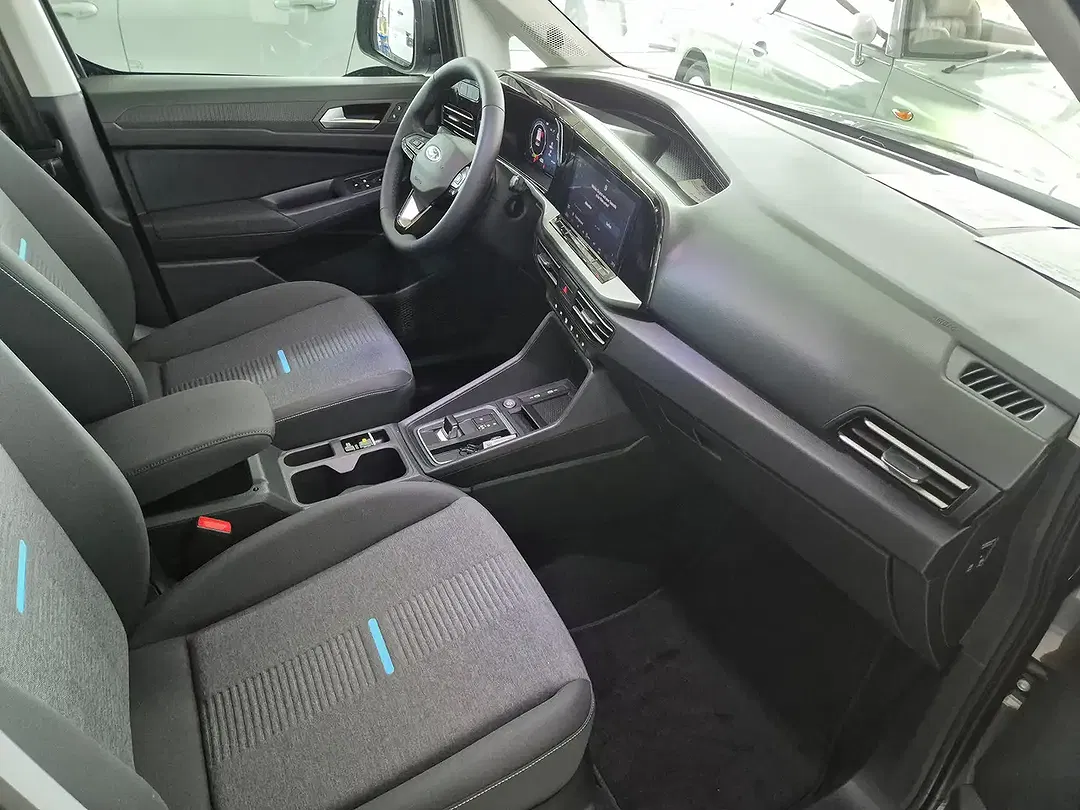 Ford Tourneo Connect 2.0 EcoBlue AUT Active - Thumbnail 11