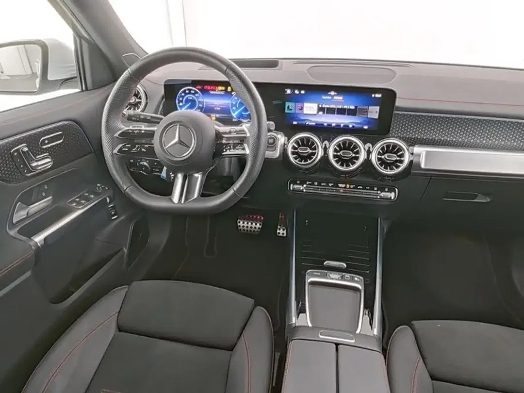 Mercedes-Benz EQB 250 - Thumbnail 6