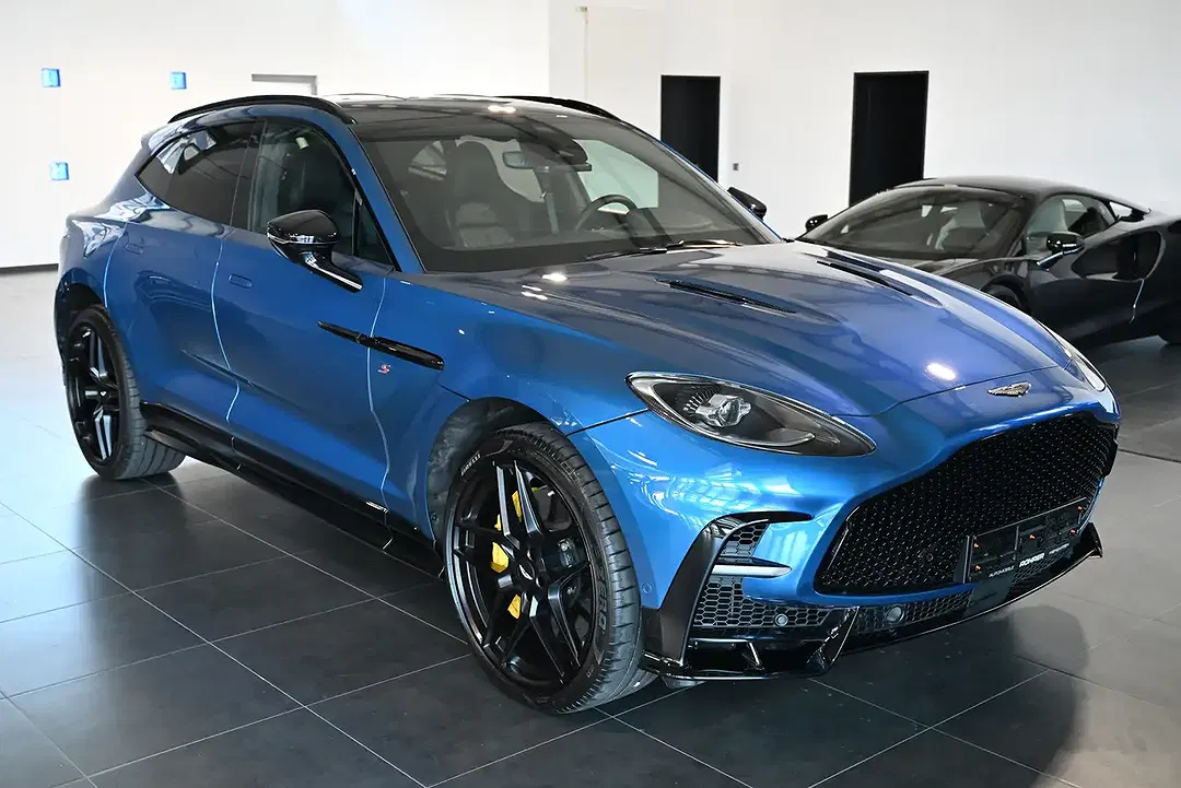 Aston Martin DBX S - foto 1