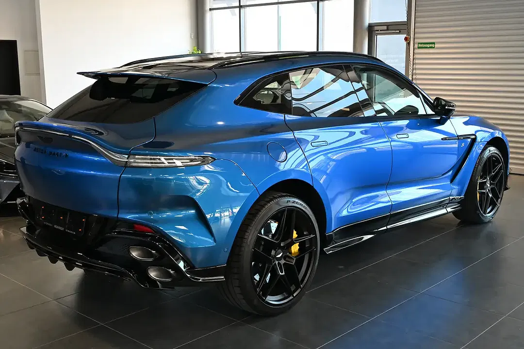 Aston Martin DBX S - foto 15