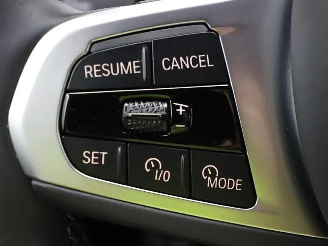 BMW XM - Thumbnail 6
